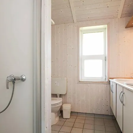 Five-bedroom Holiday In 1 * Grömitz