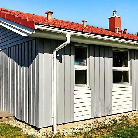 Ferienhaus Five-bedroom Holiday In 1 Grömitz